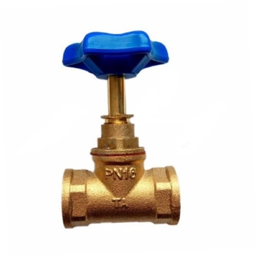 Клапан запорный латунный с внутренней резьбой 1,6 МПа 15б3р Китай 25х57 мм в Перми