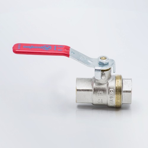 Кран запорный латунный стандартнопроходной с ручкой-рычагом ВР (ВН) Ру 25 RTP (РосТурПласт) 15 мм 1/2" в Перми